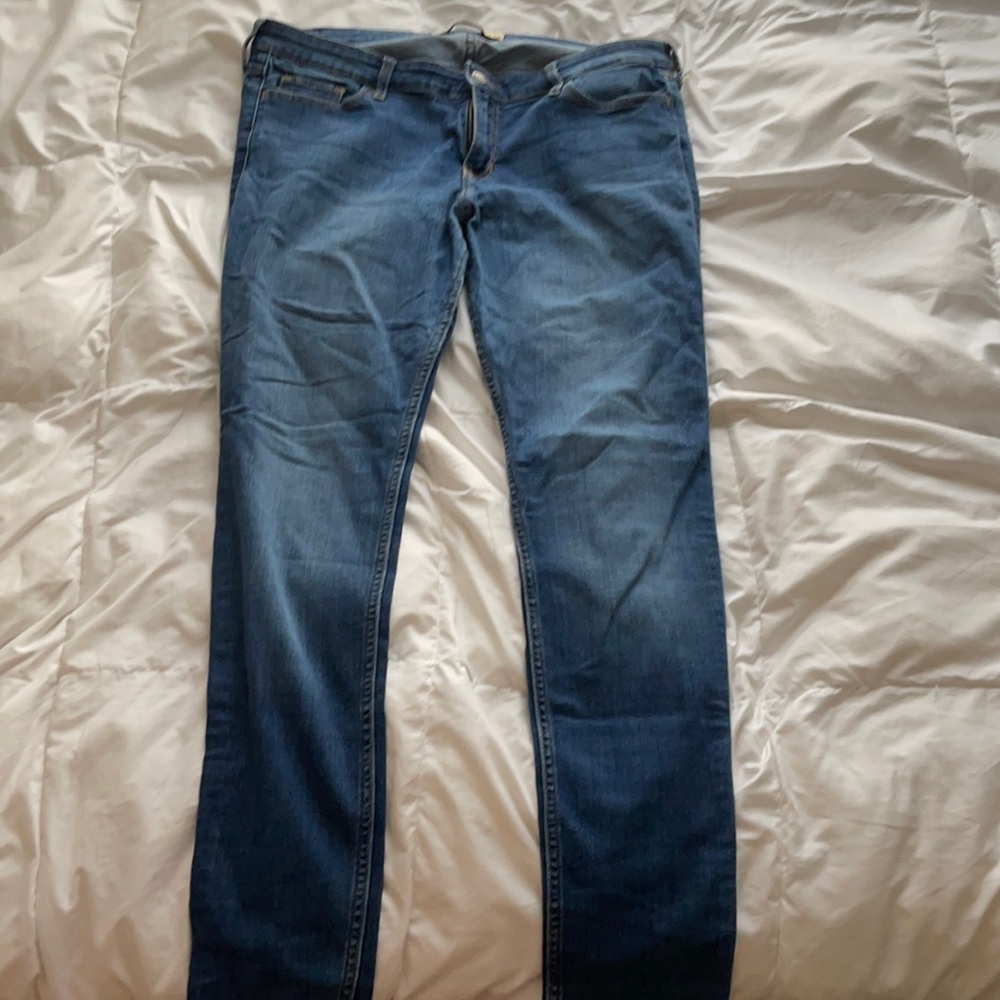 Hollister super skinny ( low rise)